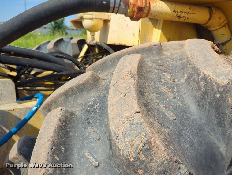 image for item MY9389 2005 Bomag MPH454R  soil stabilizer / recycler