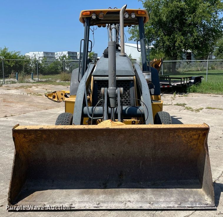 image for item NB9091 2007 John Deere 310SJ  backhoe