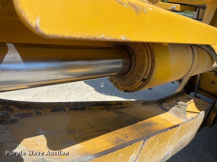 image for item NB9091 2007 John Deere 310SJ  backhoe