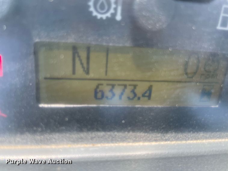 image for item NB9091 2007 John Deere 310SJ  backhoe