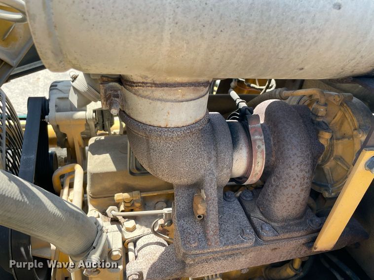 image for item NB9091 2007 John Deere 310SJ  backhoe