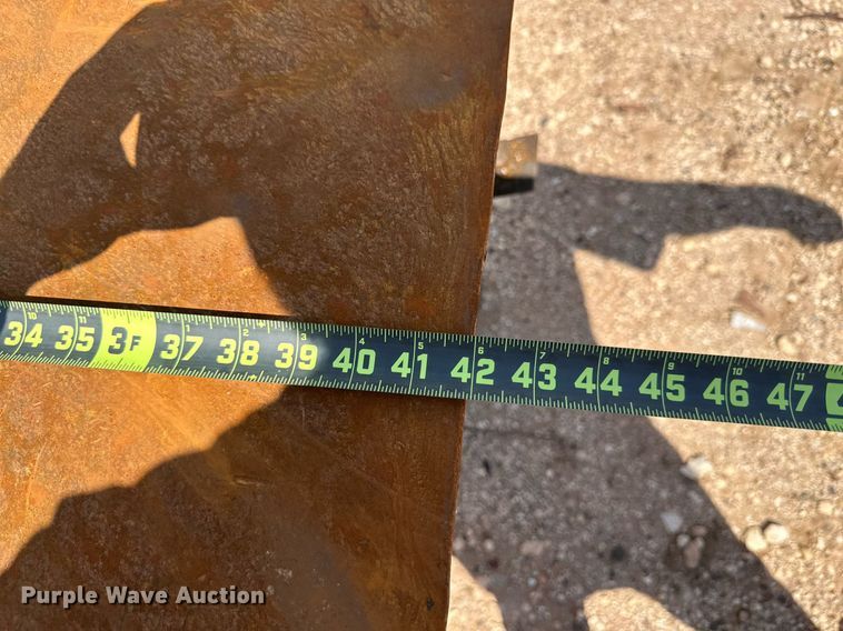 image for item NI9803 (2) welding tables