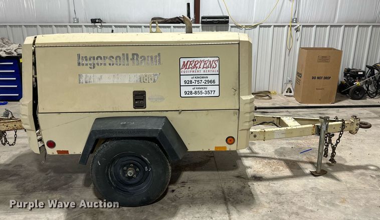 image for item NI9806 2004 Ingersoll Rand P185WJD  air compressor