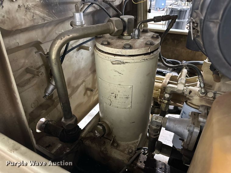 image for item NI9806 2004 Ingersoll Rand P185WJD  air compressor