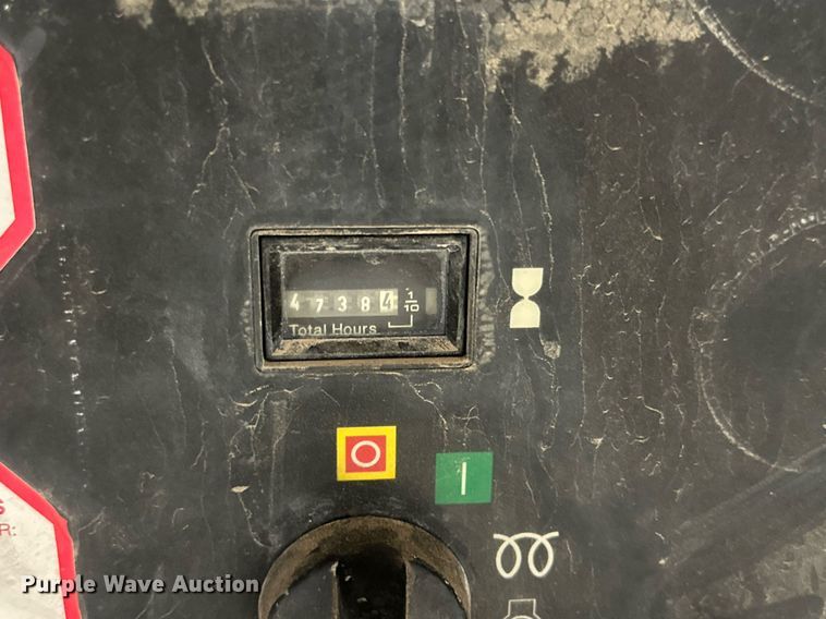 image for item NI9806 2004 Ingersoll Rand P185WJD  air compressor