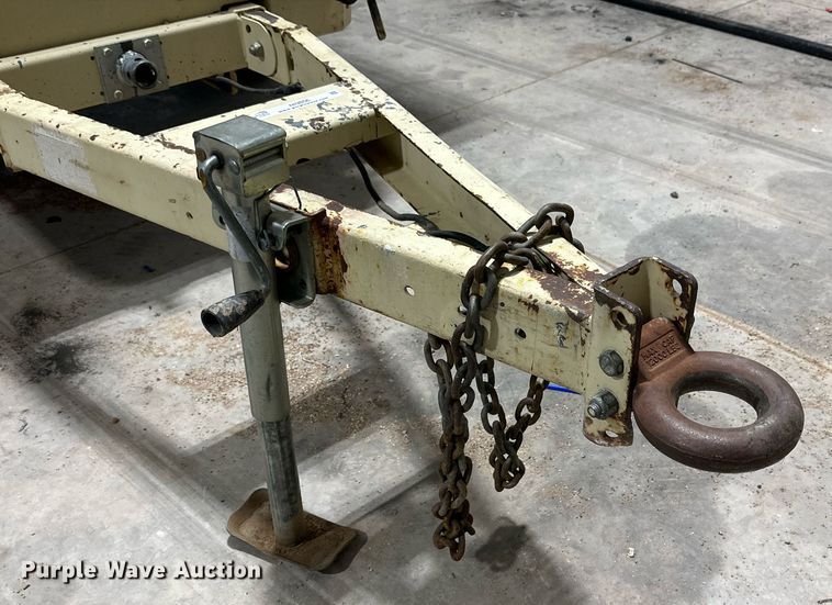 image for item NI9806 2004 Ingersoll Rand P185WJD  air compressor