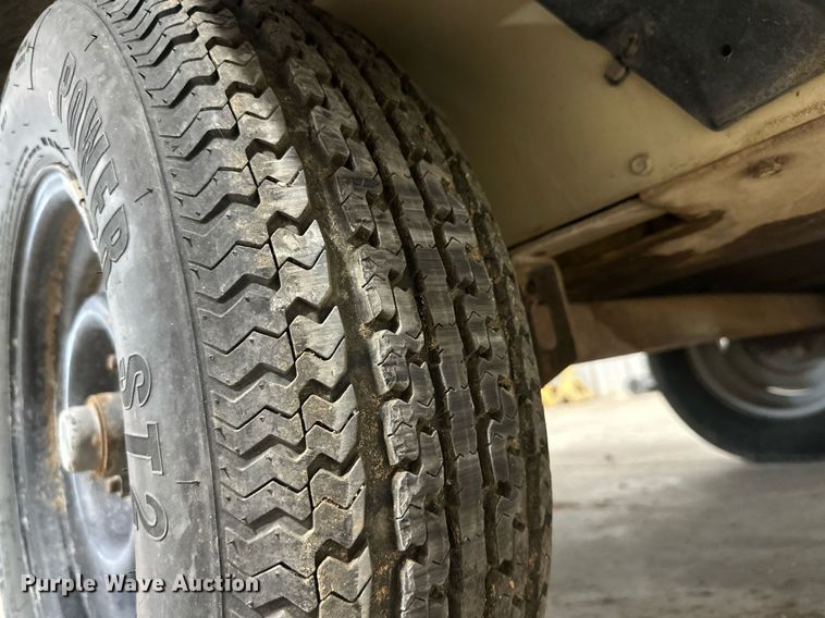 image for item NI9806 2004 Ingersoll Rand P185WJD  air compressor