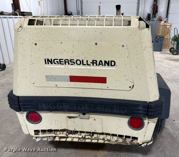 image for item NI9807 2000 Ingersoll Rand P185WJD  air compressor