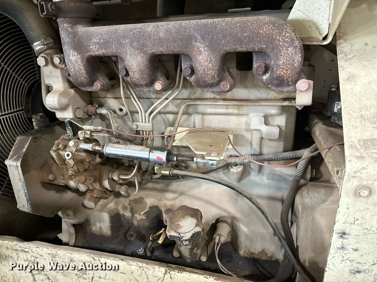 image for item NI9807 2000 Ingersoll Rand P185WJD  air compressor