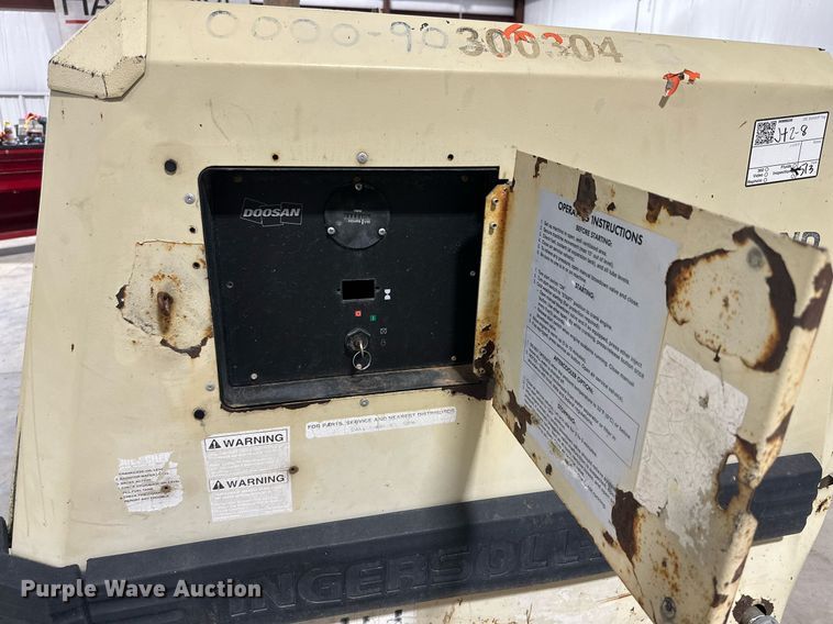 image for item NI9807 2000 Ingersoll Rand P185WJD  air compressor