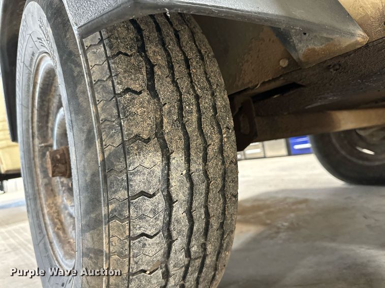 image for item NI9807 2000 Ingersoll Rand P185WJD  air compressor