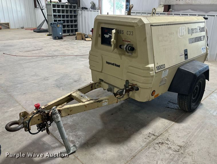 image for item NI9808 2004 Ingersoll Rand P185WJD  air compressor