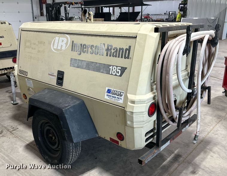 image for item NI9808 2004 Ingersoll Rand P185WJD  air compressor