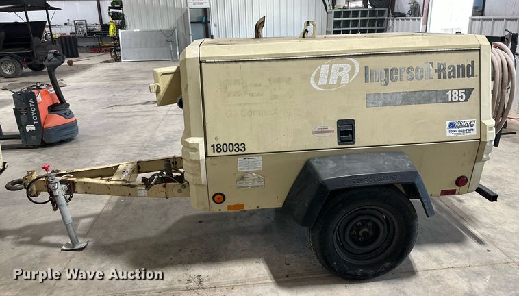 image for item NI9808 2004 Ingersoll Rand P185WJD  air compressor
