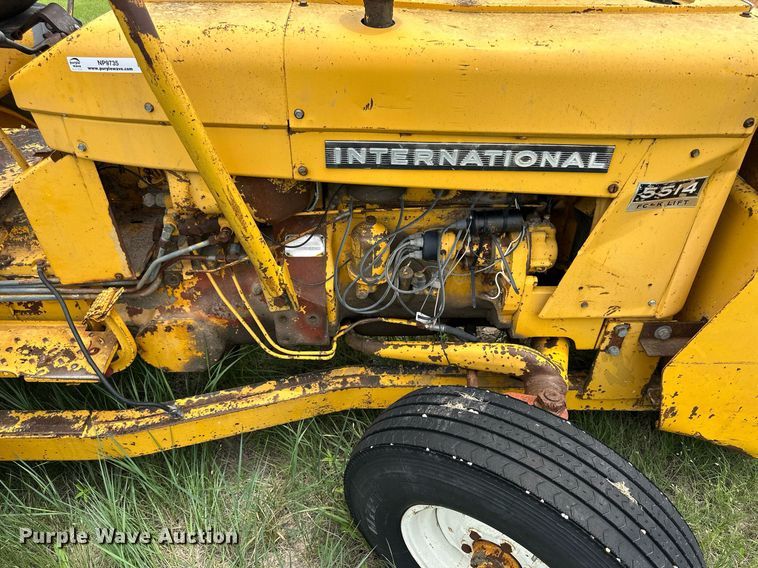 image for item NP9735 International 5514  forklift