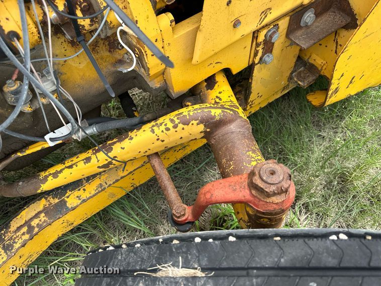 image for item NP9735 International 5514  forklift