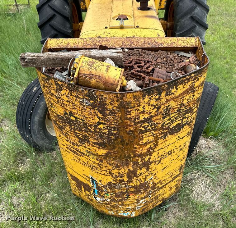 image for item NP9735 International 5514  forklift