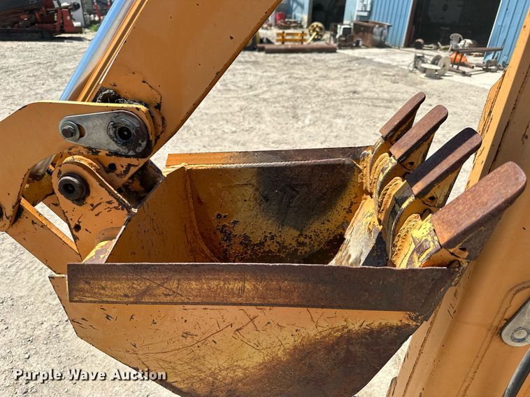 image for item NP9746 1997 Case 560  trencher