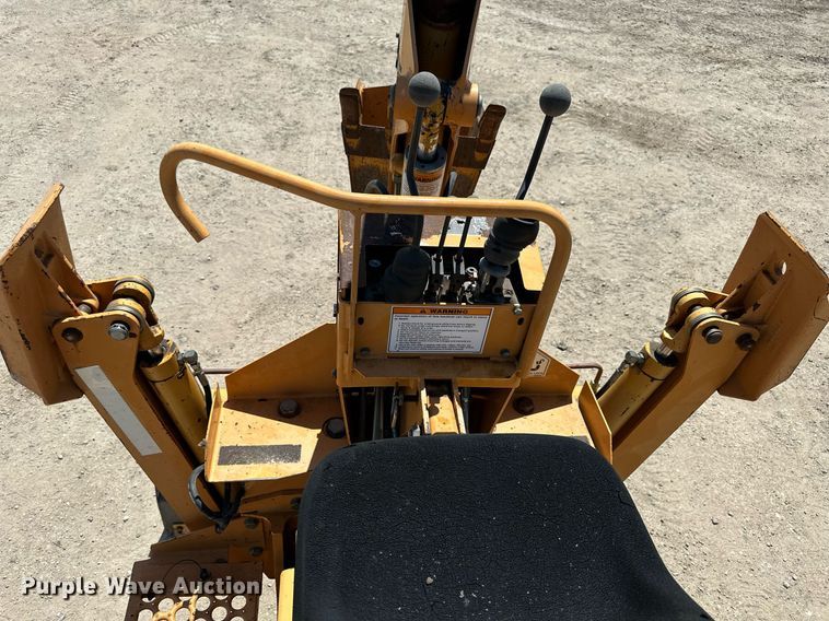 image for item NP9746 1997 Case 560  trencher