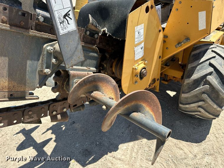 image for item NP9746 1997 Case 560  trencher