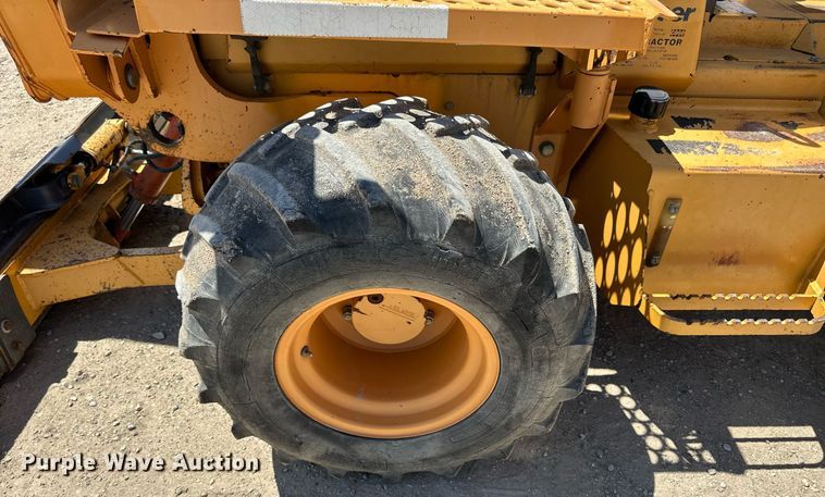 image for item NP9746 1997 Case 560  trencher