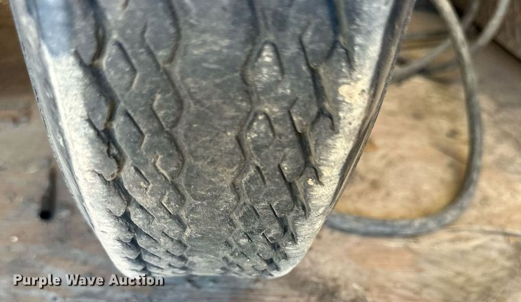 image for item NP9751 1998 Christie  fusion machine