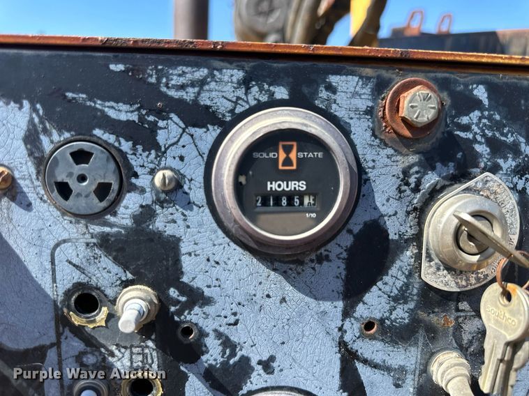 image for item NP9753 1999 Vermeer D10X15  directional boring unit