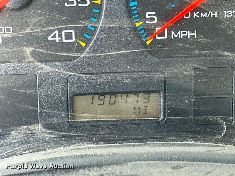 image for item NP9754 2007 International 7300  digger derrick truck