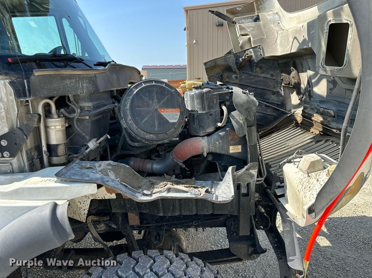 image for item NP9754 2007 International 7300  digger derrick truck