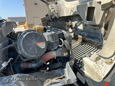 image for item NP9754 2007 International 7300  digger derrick truck