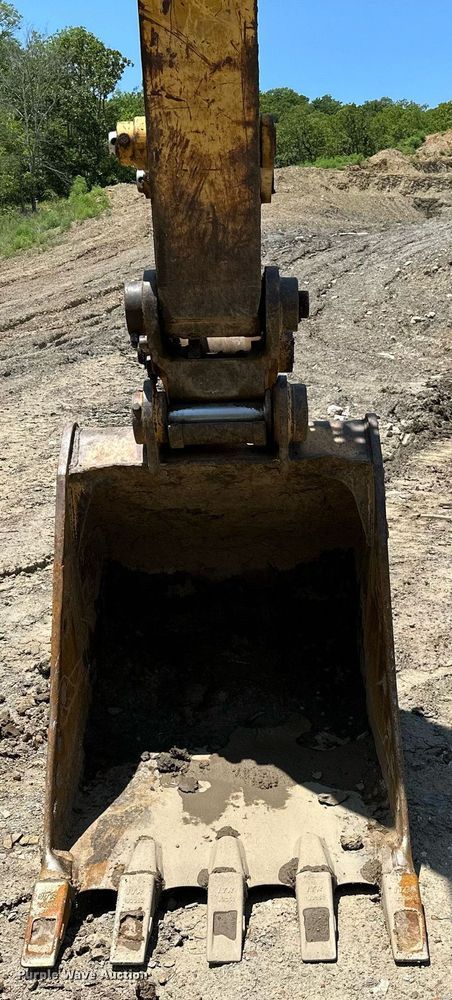 image for item OC9011 2005 Caterpillar 322C L  excavator