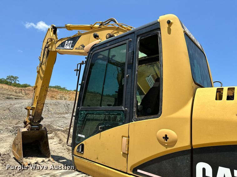 image for item OC9011 2005 Caterpillar 322C L  excavator