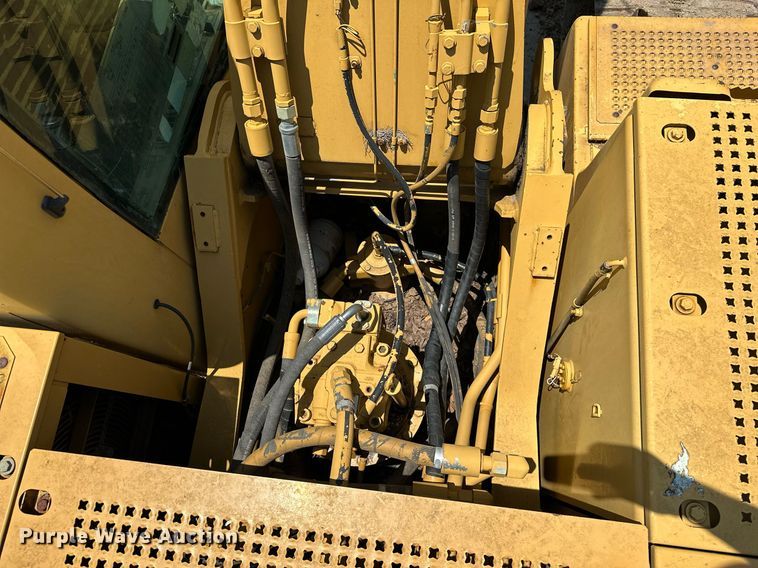 image for item OC9011 2005 Caterpillar 322C L  excavator