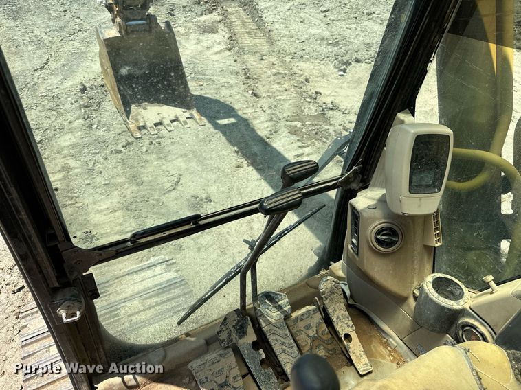 image for item OC9011 2005 Caterpillar 322C L  excavator