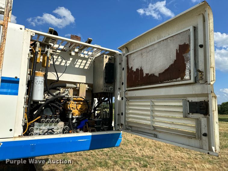 image for item OC9013 2006 Soilmec R516 HD  drilling rig