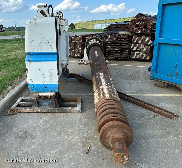 image for item OC9013 2006 Soilmec R516 HD  drilling rig