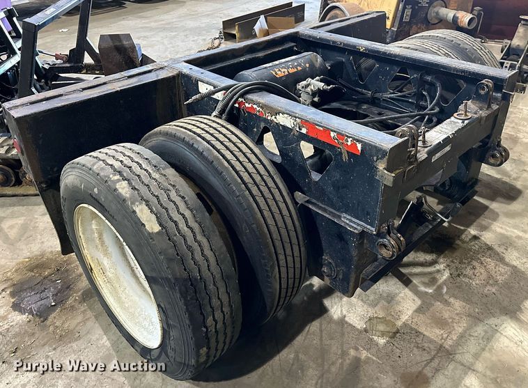 image for item OC9018 2008 Trail King TK22FA-051  pin-on axle