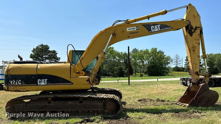 image for item OC9022 2003 Caterpillar 322C L  excavator