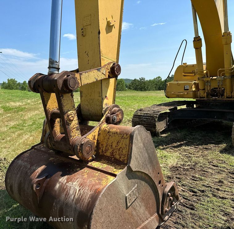 image for item OC9022 2003 Caterpillar 322C L  excavator