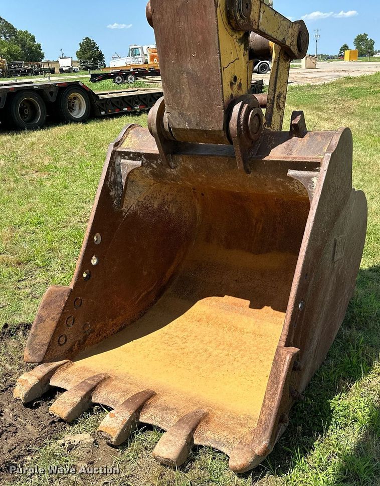 image for item OC9022 2003 Caterpillar 322C L  excavator