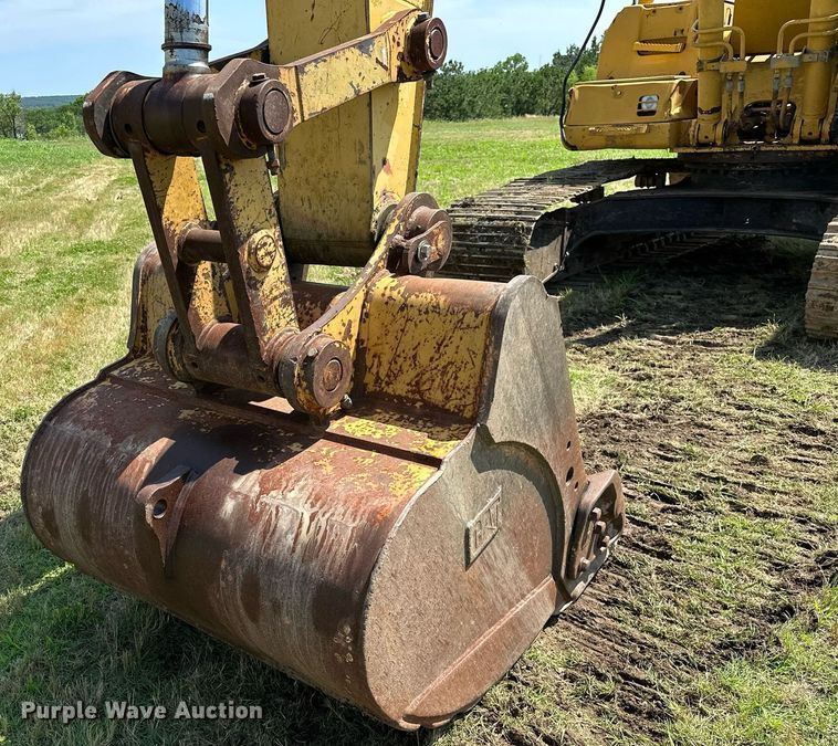 image for item OC9022 2003 Caterpillar 322C L  excavator