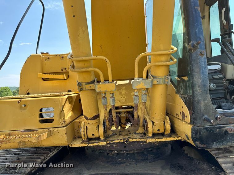 image for item OC9022 2003 Caterpillar 322C L  excavator
