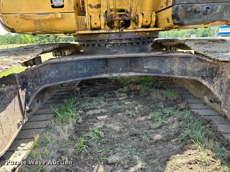 image for item OC9022 2003 Caterpillar 322C L  excavator