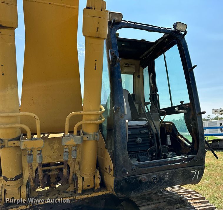 image for item OC9022 2003 Caterpillar 322C L  excavator