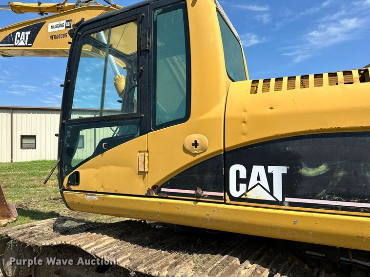 image for item OC9022 2003 Caterpillar 322C L  excavator