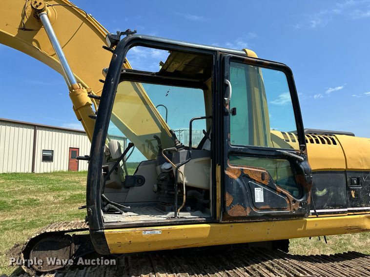 image for item OC9022 2003 Caterpillar 322C L  excavator