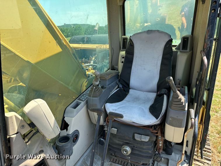 image for item OC9022 2003 Caterpillar 322C L  excavator