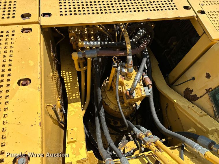 image for item OC9022 2003 Caterpillar 322C L  excavator