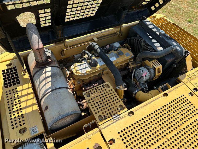 image for item OC9022 2003 Caterpillar 322C L  excavator