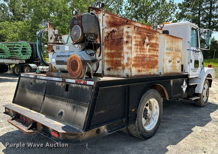 image for item OC9023 1995 White GMC WB  utility / service truck